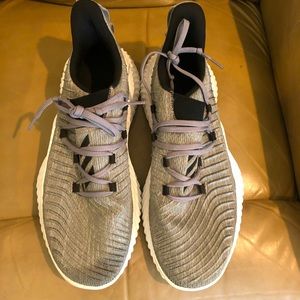 Adidas traxion training shoe